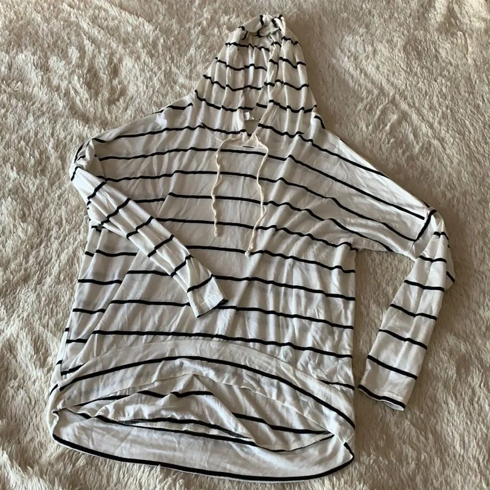 Hoodie Tee - Picture 6 of 16
